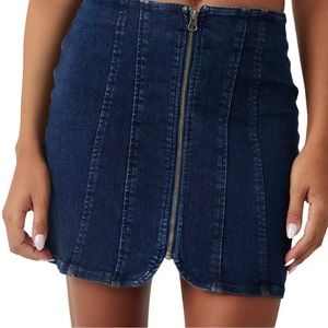 Free People Layla Denim Zip-Front Mini Skirt - Size 8